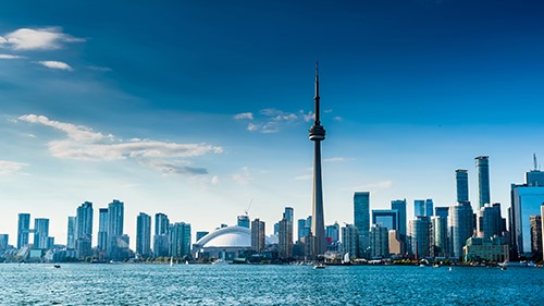 00194 - View of Toronto Skyline with CN Tower Canada - 16_9.jpg